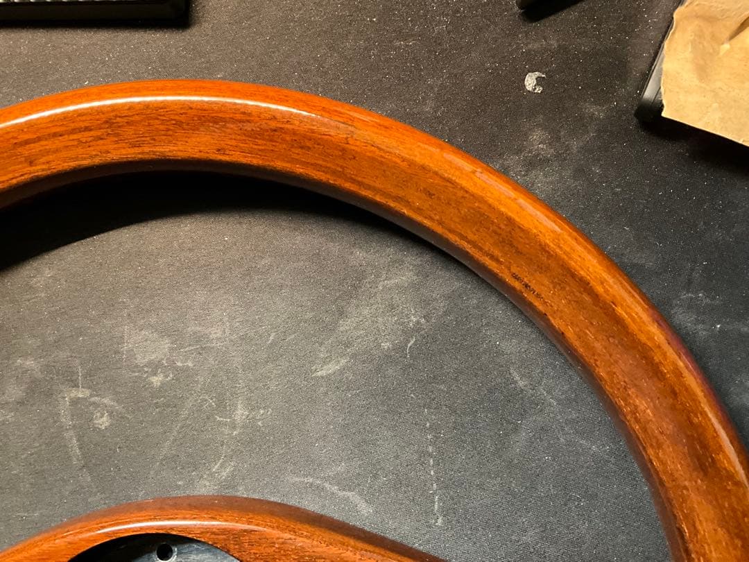 イタルボランテ　4スポーク　ウッドステアリング