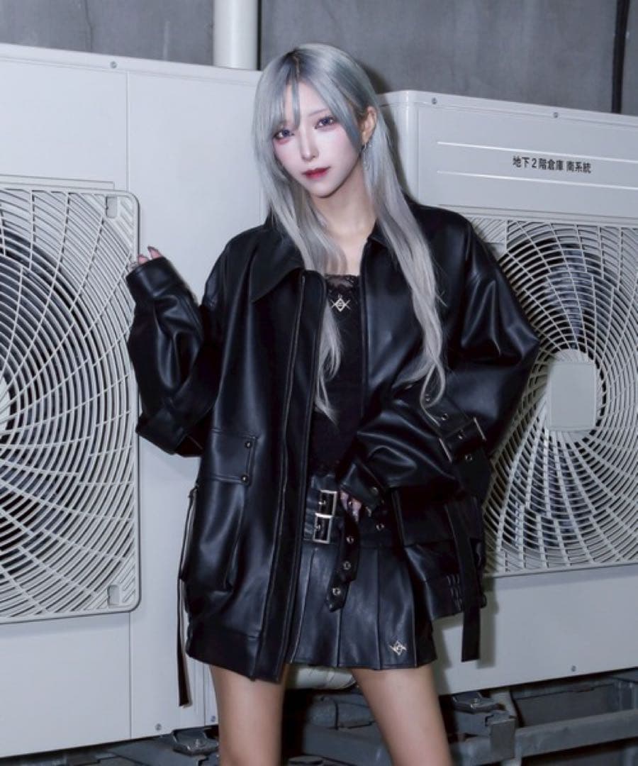 ほぼ未使用✨『REFLEM/レフレム』クロス刺繍PUレザージャケット