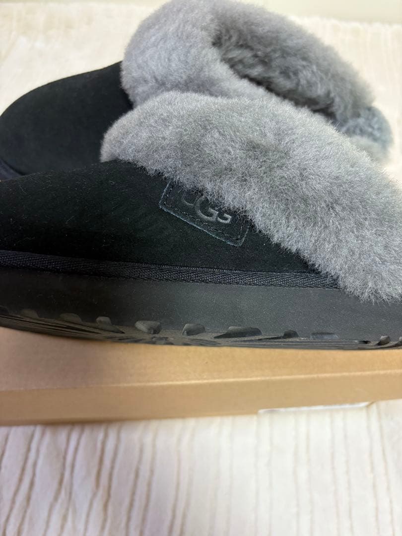 UGG ブラック　クラゲット24センチ