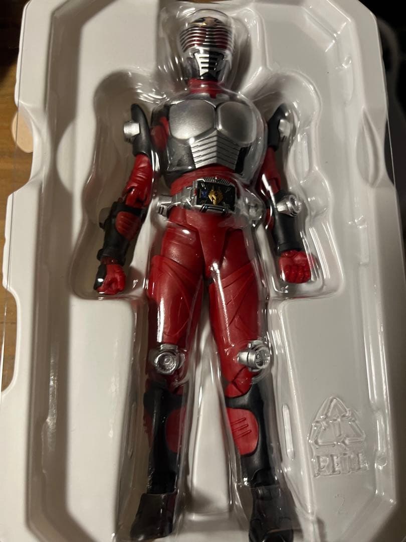 ノ*ブ様 最終値下げ 真骨彫 仮面ライダー龍騎@2/1 18時出品取り下げます