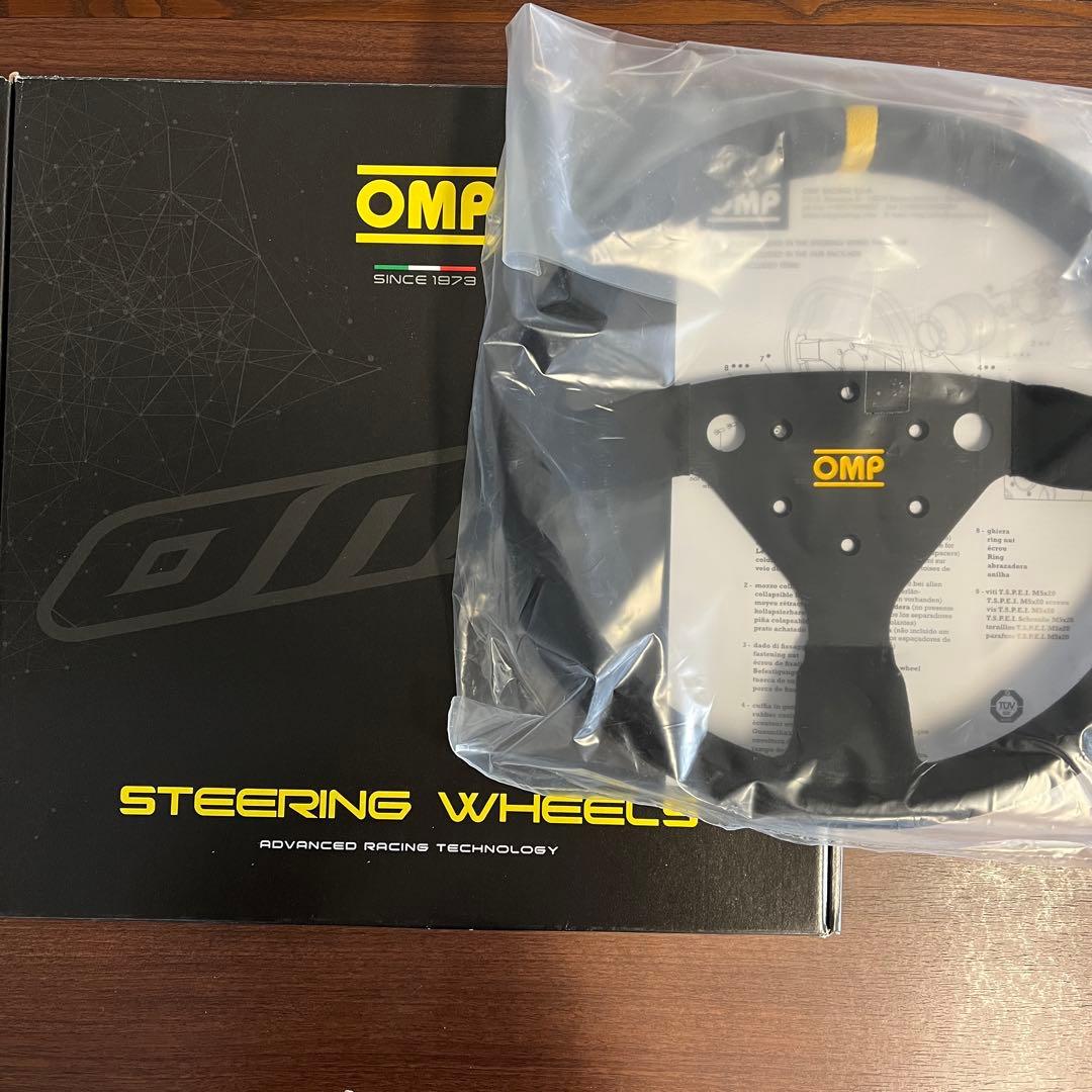 OMP ステアリングホイール　美品　未使用　OD/2042/N