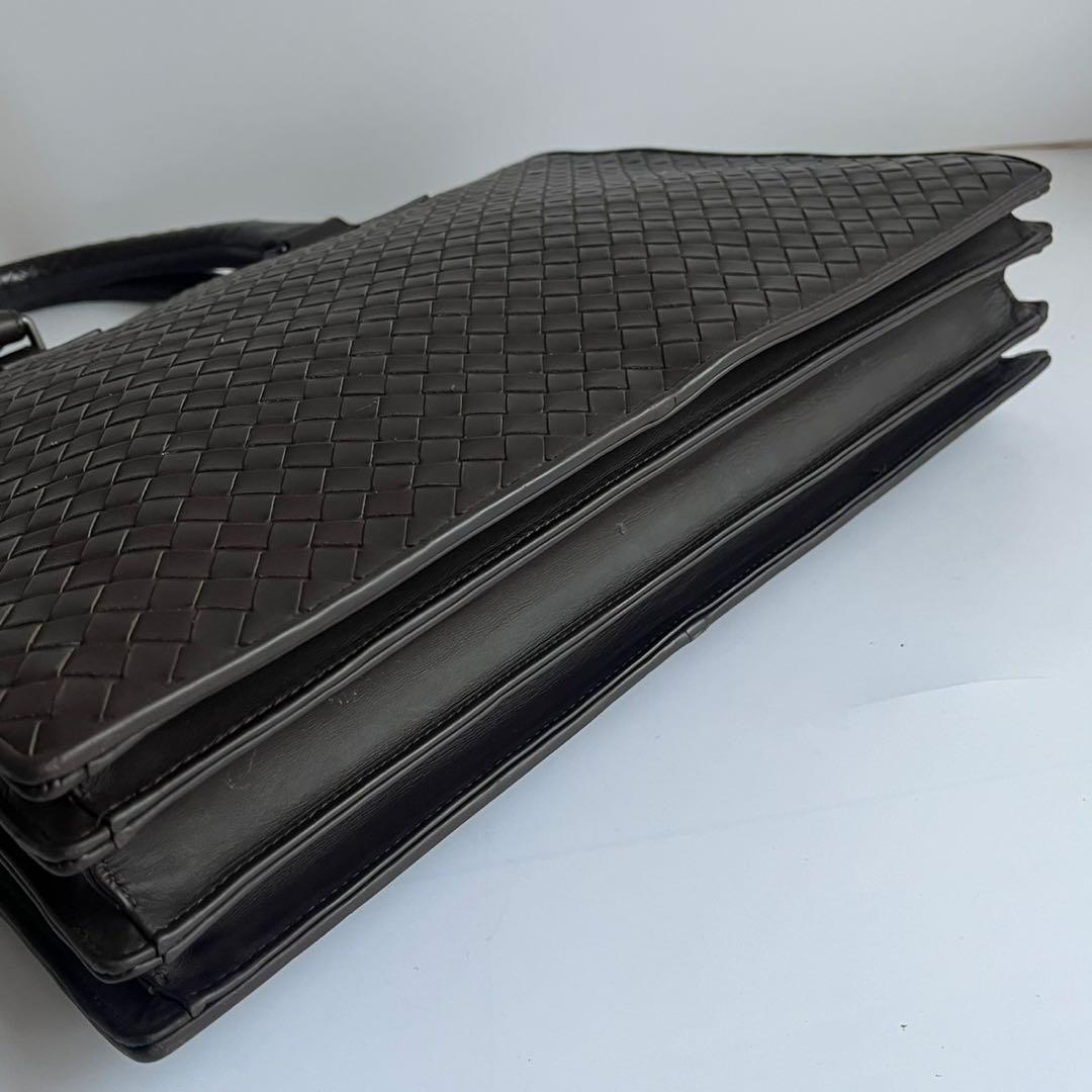 未使用級✨　BOTTGAVENETA イントレチャート ビジネスバッグ　レザー