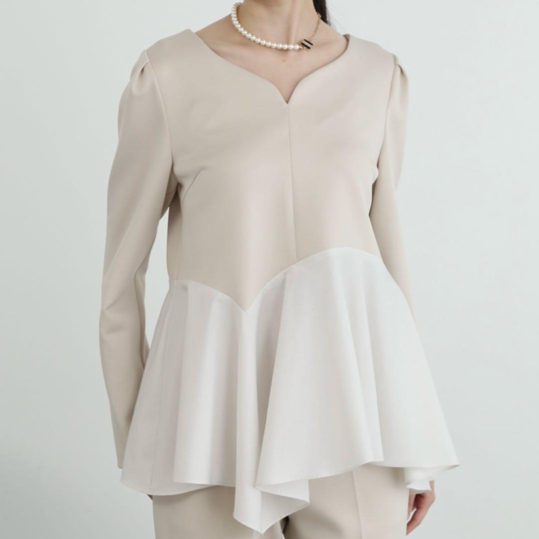 美品 JILLSTUART ストレッチダブルクロスタフタコンビトップ ベージュ