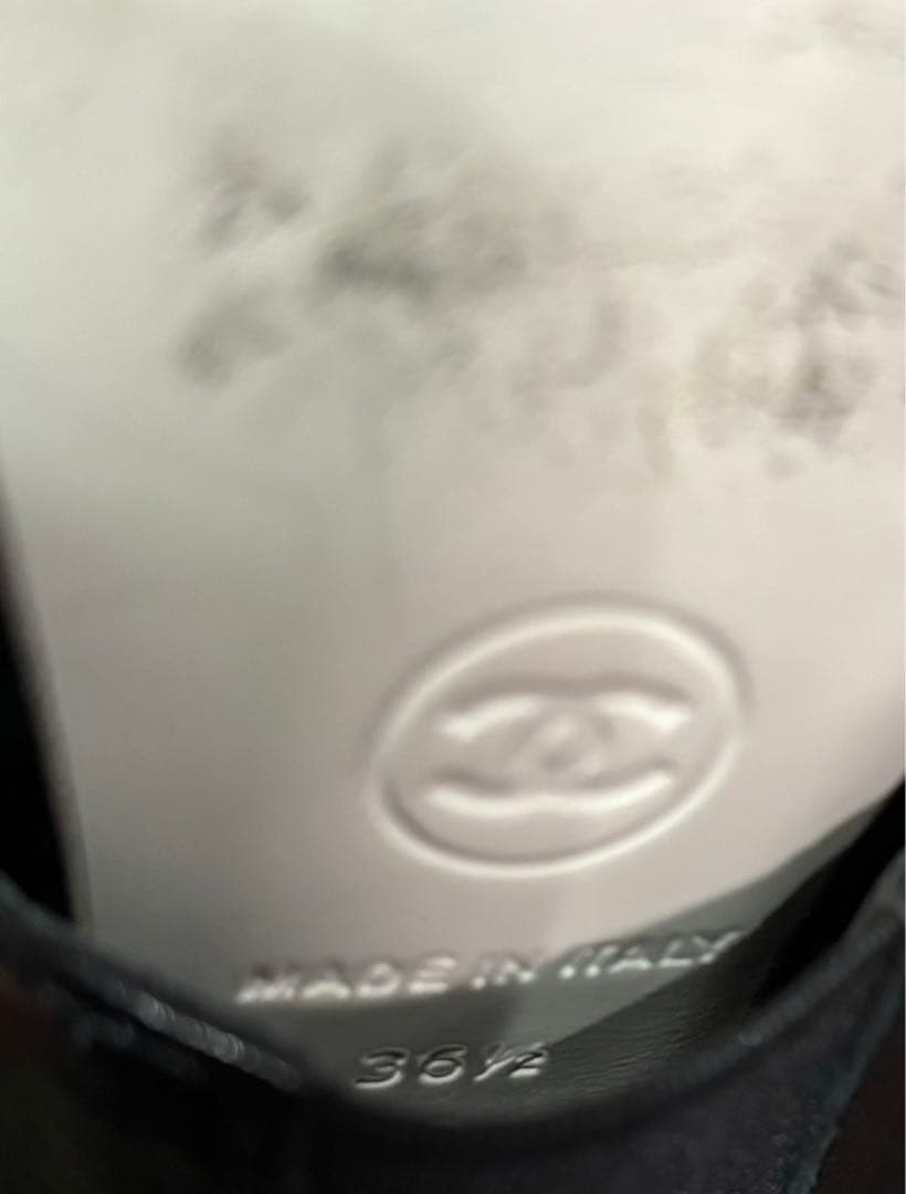 ななページ:CHANEL: ロングブーツ　サイズ23.5cm