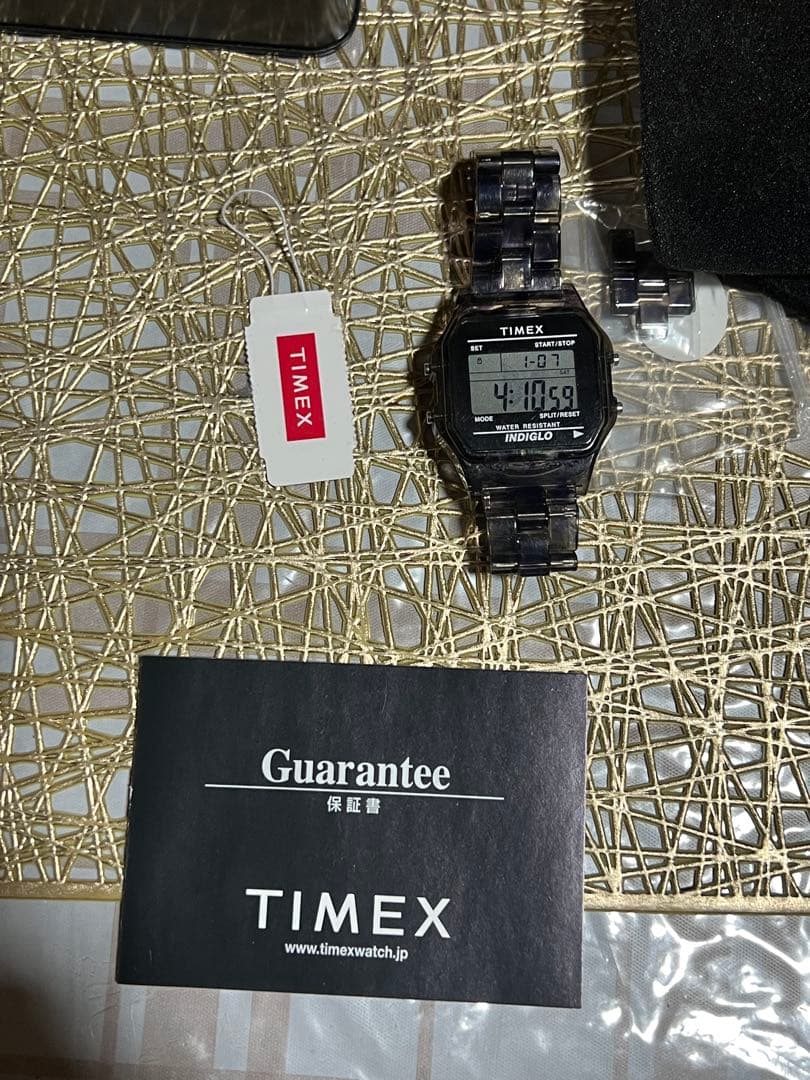 TIMEX INDIGLO ブラック デジタル腕時計 Needles