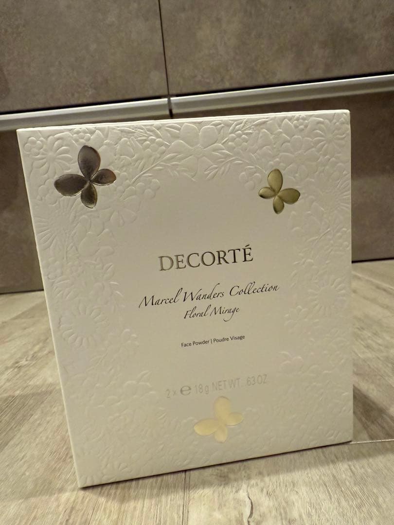 未使用マルセル ワンダース コレクション コスメデコルテ　フェイスパウダー XV