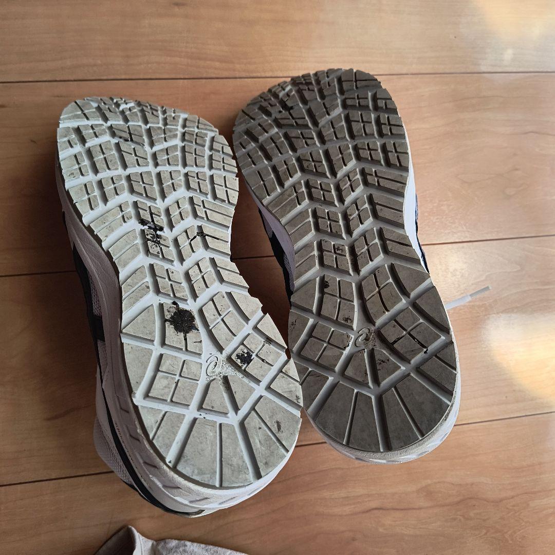 ASICS ハイカットシューズ ホワイト/ネイビー