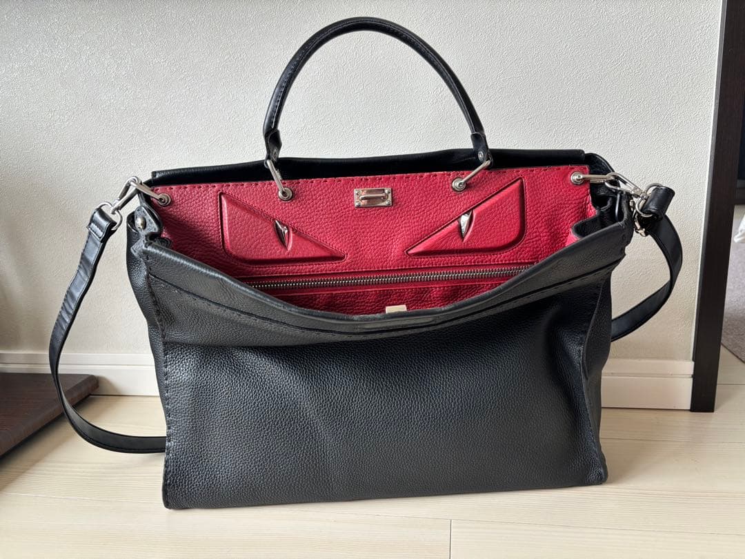 FENDI フェンディ　ピーカブー　モンスター　セルリア