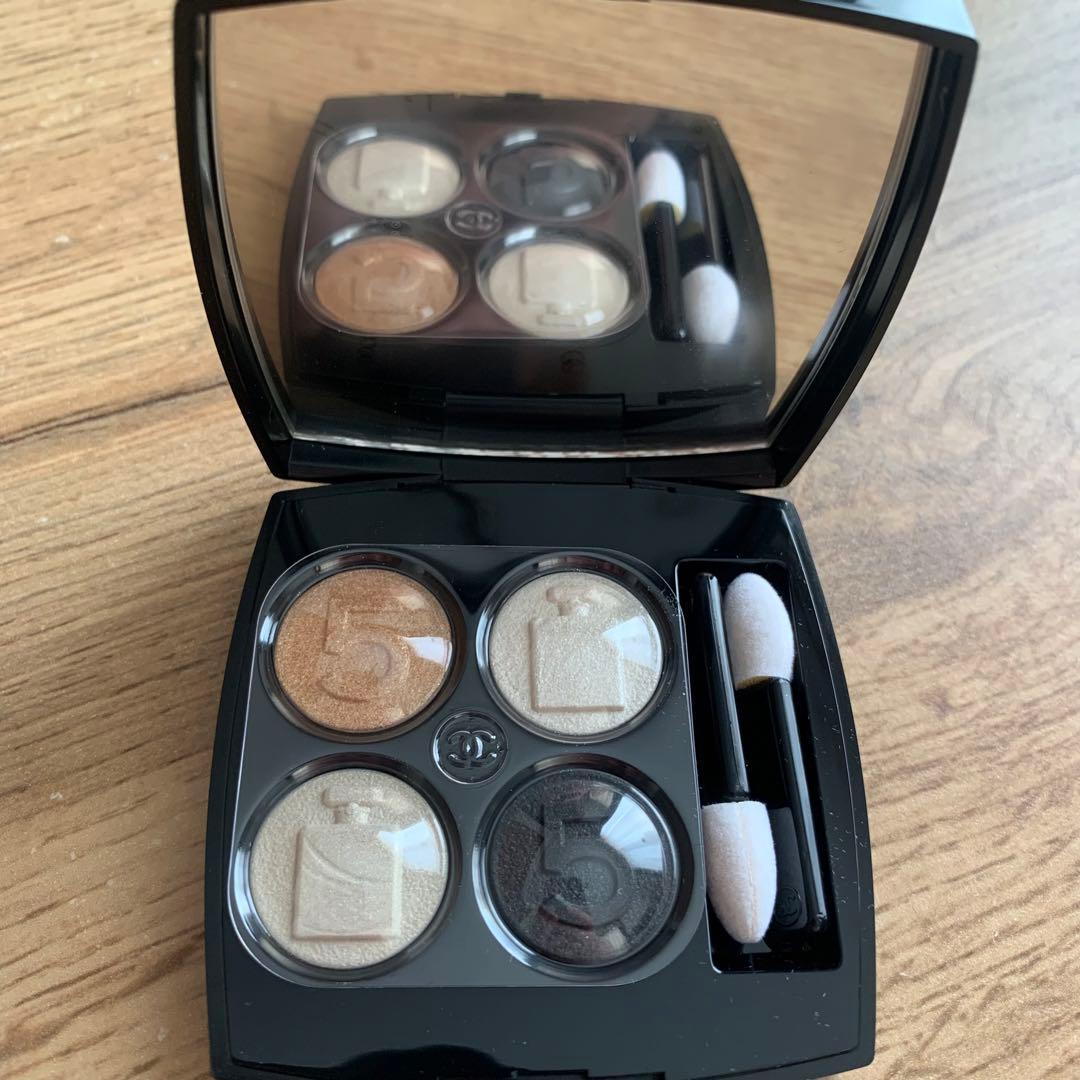 CHANEL アイシャドウパレット N°5