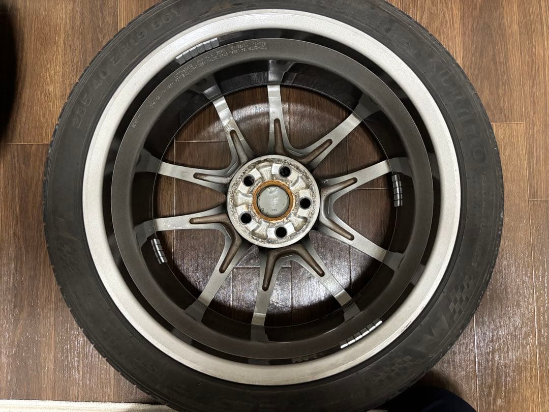 トヨタマークXg's 純正ホイール　19インチ5穴114.3 8Jインセット40