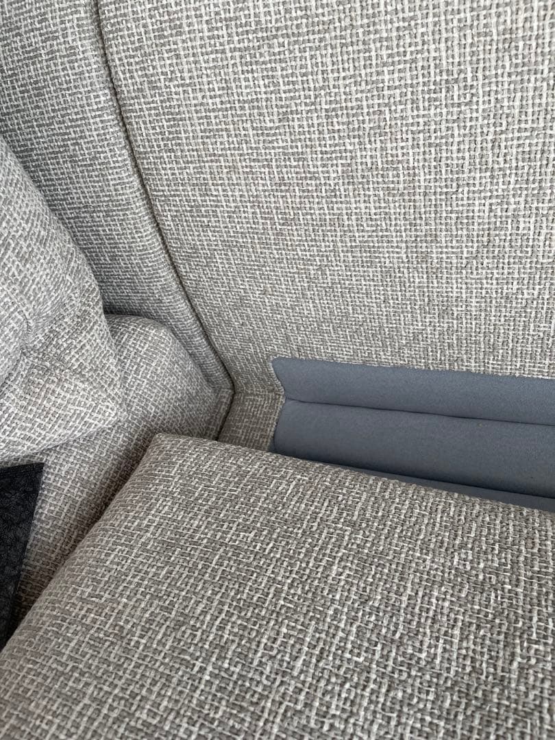 アルフレックスA•SOFA es 100 アームレスソファ(2台ある内の2台目)