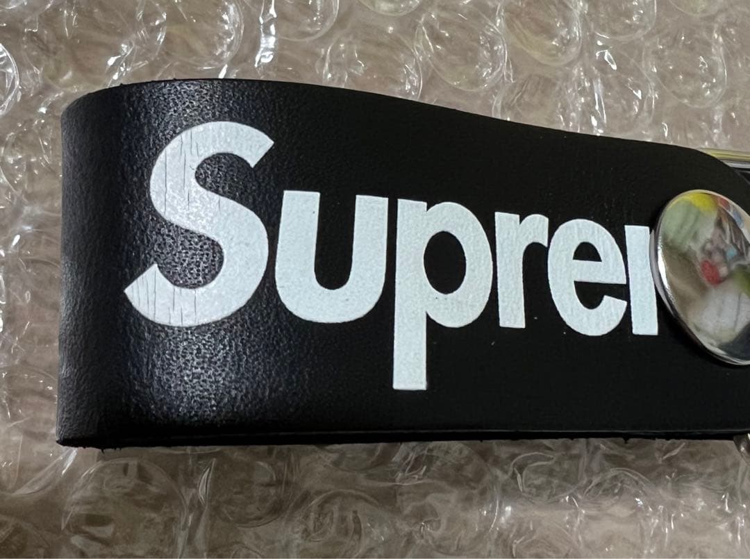 最安値【新品】シュプリーム レザーキーループ　黒　イタリア製