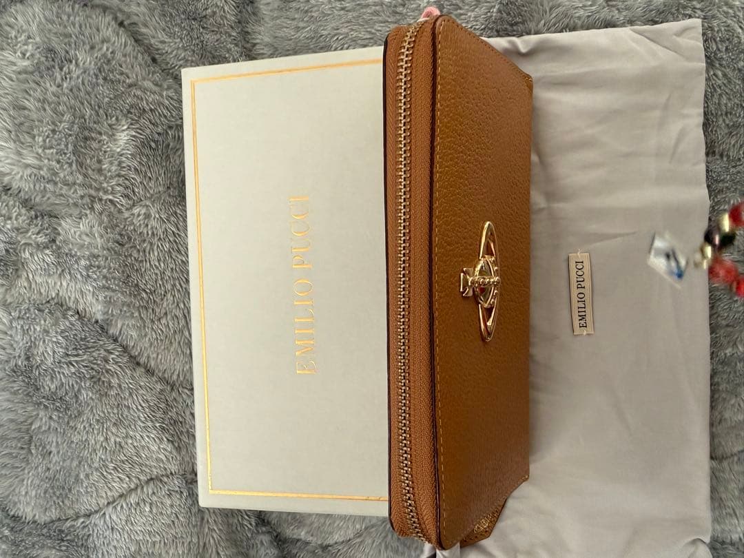 お値下価格☆美品☆ヴィヴィアンウエストウッド☆EXECUTIVE ラウンドジップ