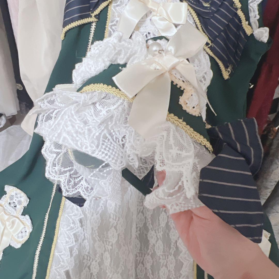 ゴスロリドレス 緑と白のレース