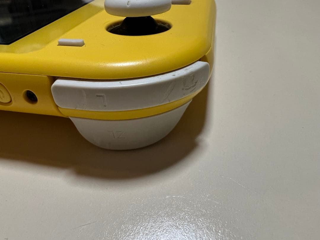 Nintendo Switch Lite イエロー　本体のみ【即日発送】