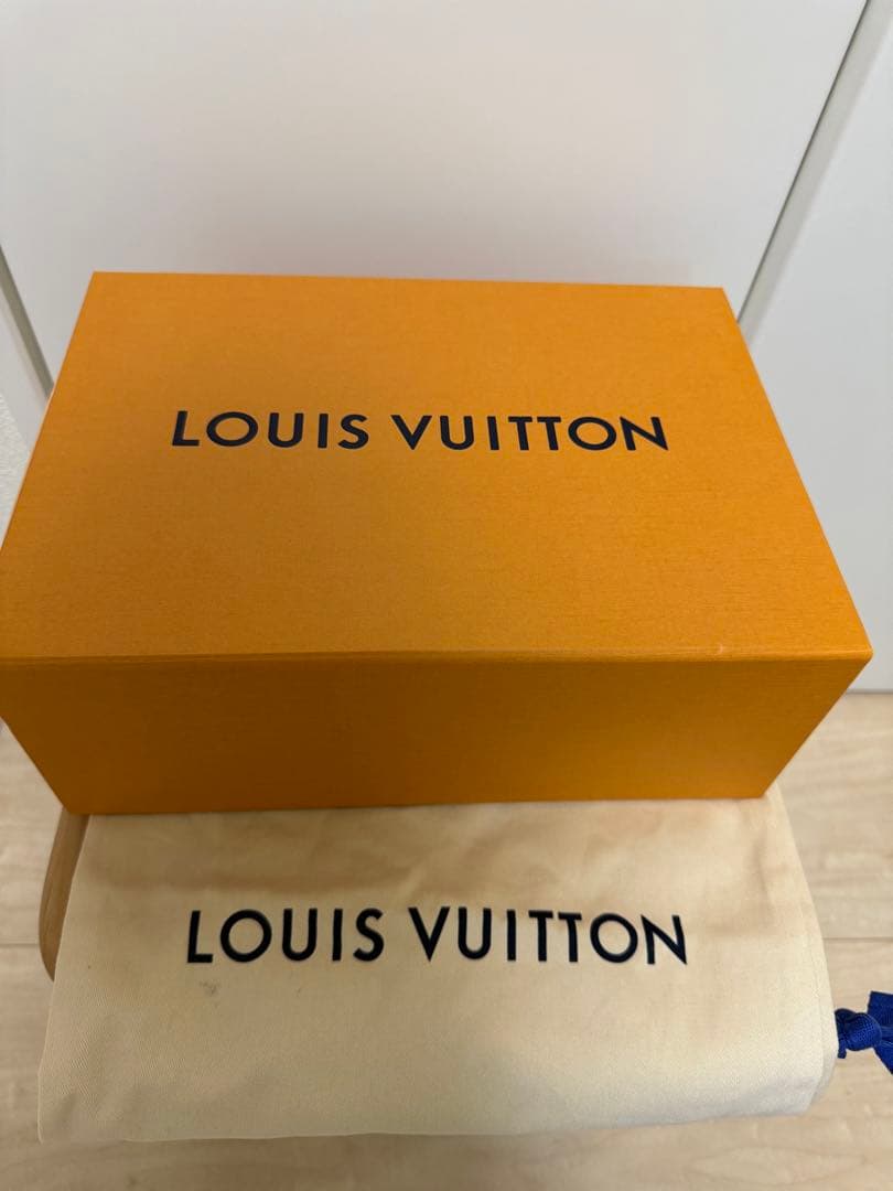 ルイヴィトン　シルエットライン　サンダル　日本限定