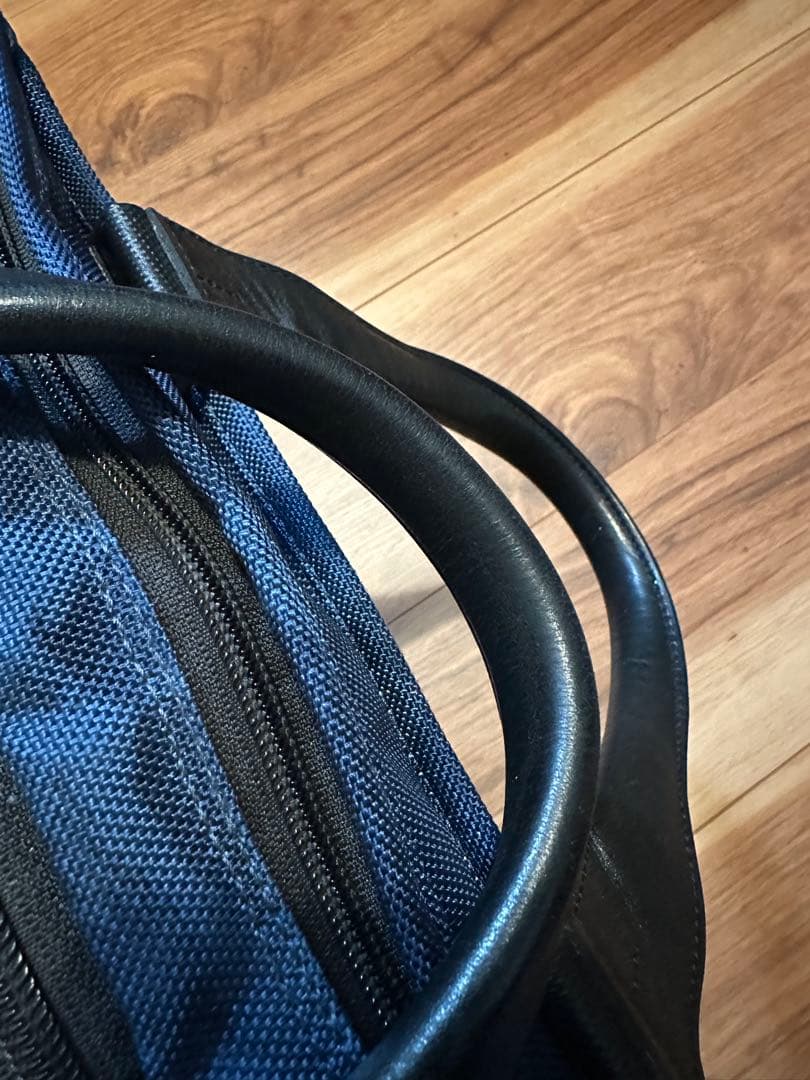 Tumi 26141 エキスパンダブル　ネイビーレストレーション ブリーフバック