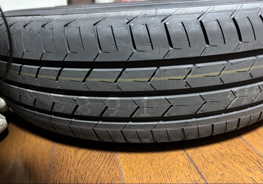 タフト　純正タイヤ・ホイルセット　未使用品