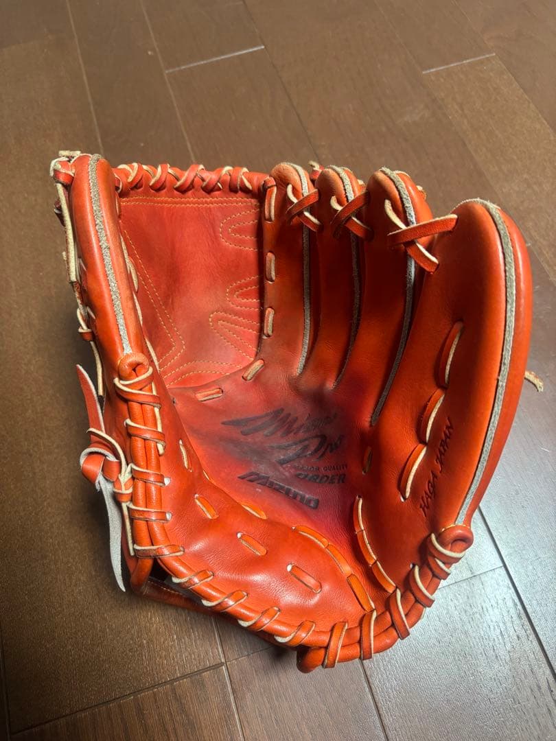 硬式投手用グローブ ミズノプロ