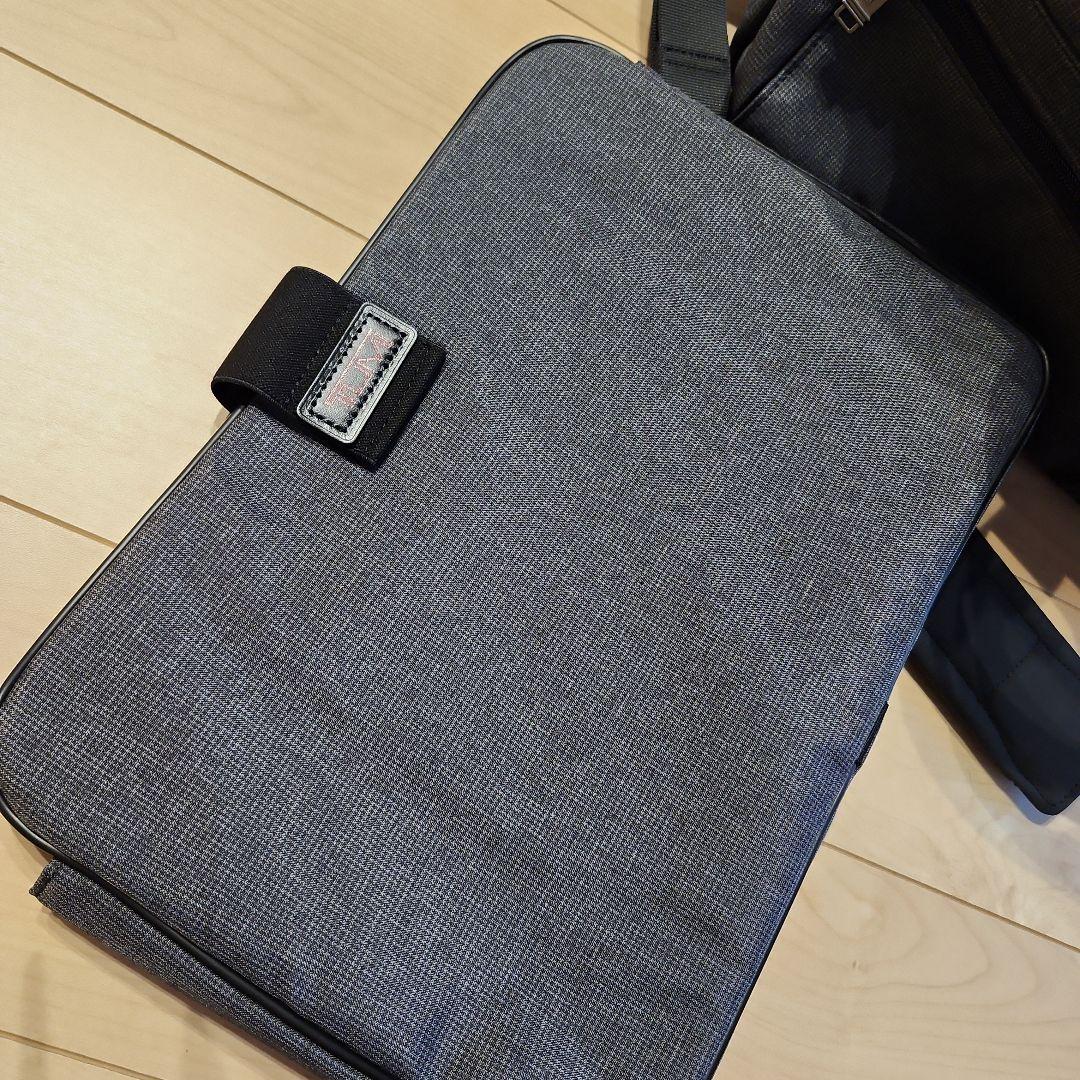 TUMI ビジネスバッグ グレー