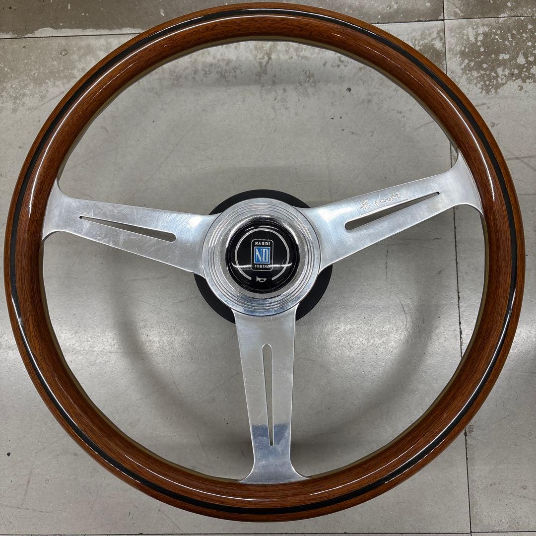 ナルディ　ステアリング　クラッシック　ウッド