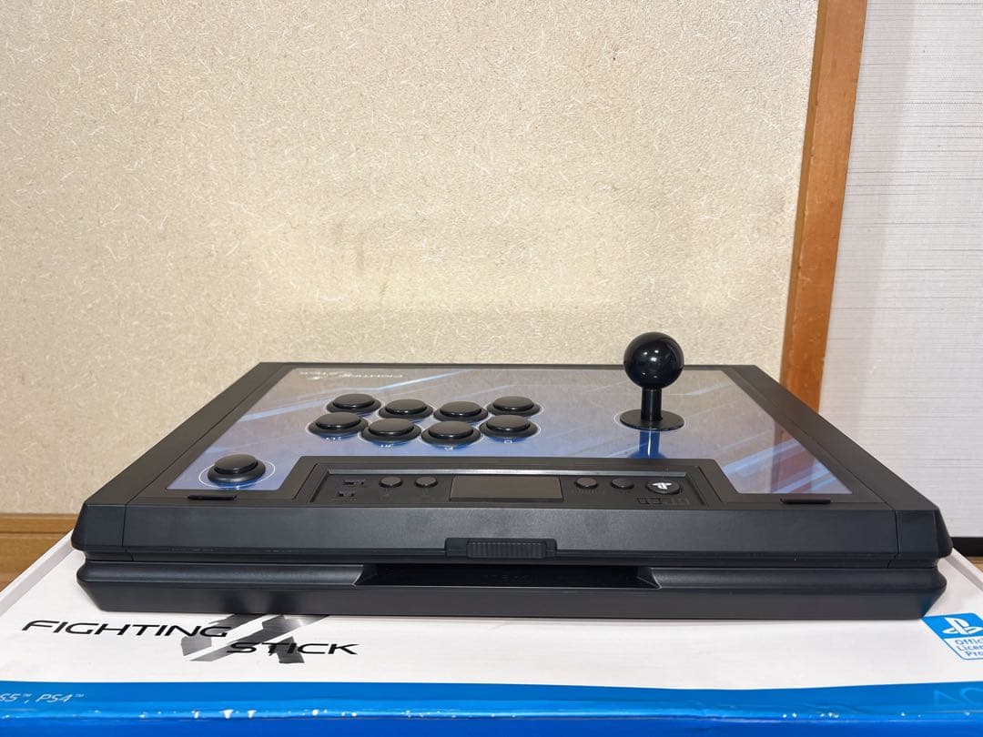 PS5、PS4 PC 用の HORI ファイティングスティック α (アルファ)