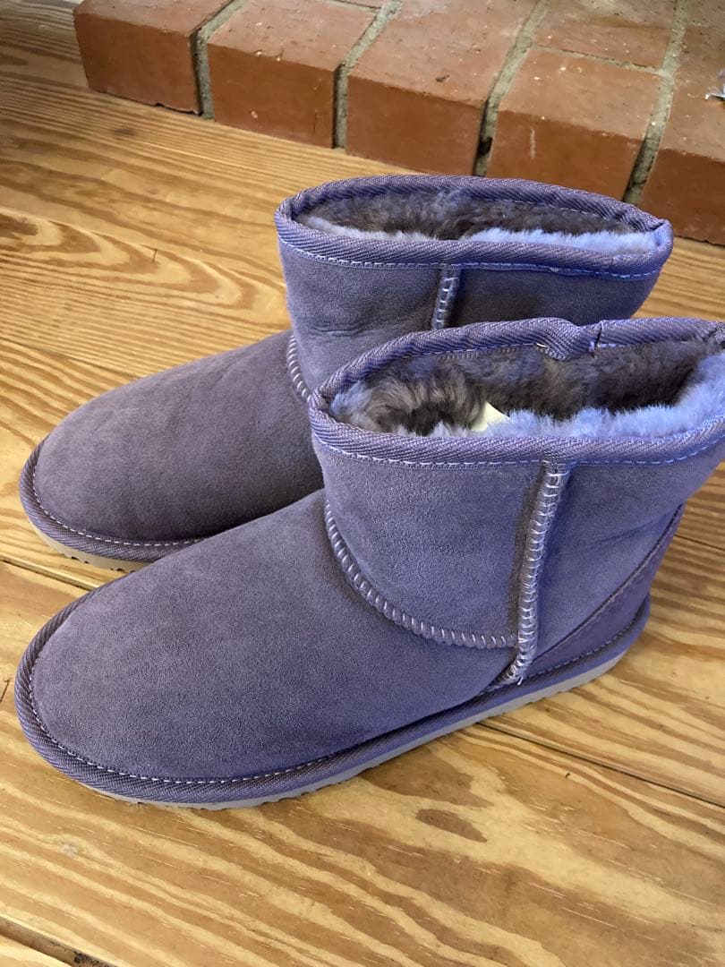 UGG パープル スエード ショートブーツ　新品未使用