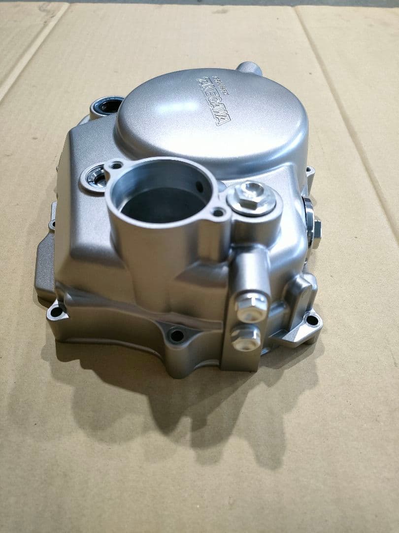 武川 ダイカストクラッチカバー XR100 エイプ100 NSF100