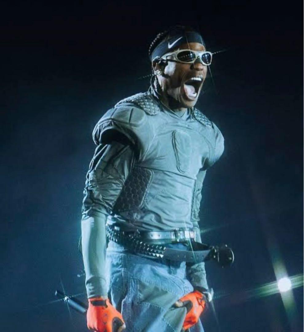 正規品ケース付きOakley プランタリス偏光レンズ新品トラビススコット愛用商品