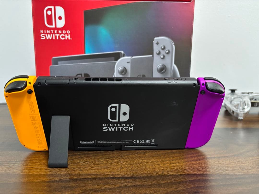 NintendoSwitch本体＆ドラゴンクエストIIIセットおまけ付き