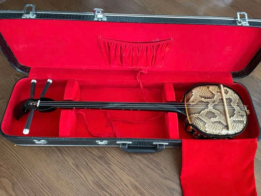 初心者用 三線 沖縄 本皮強化貼り 三味線 ケース、ツメ、取り替え弦つき