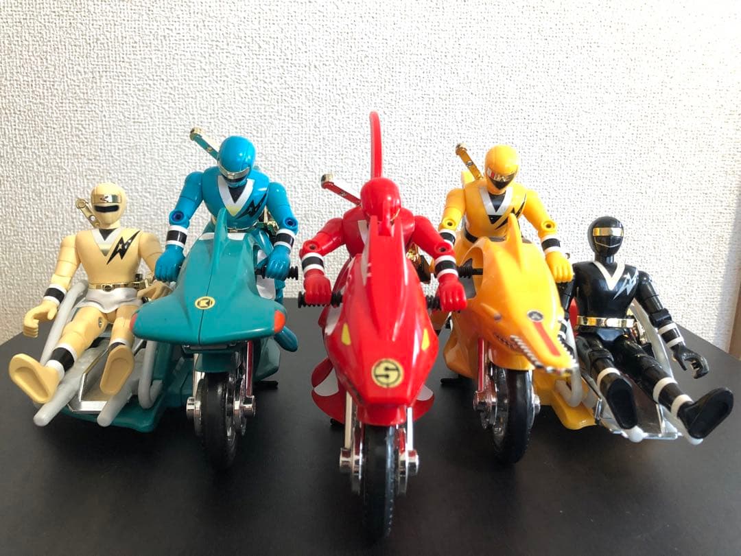 忍者戦隊カクレンジャー　プラデラ　フィギュア　外箱付き　パーツ全てあります