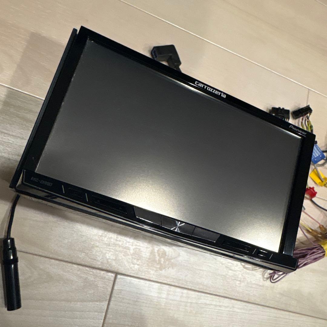 カロッツェリア　AVIC-ZH0007 カーナビ