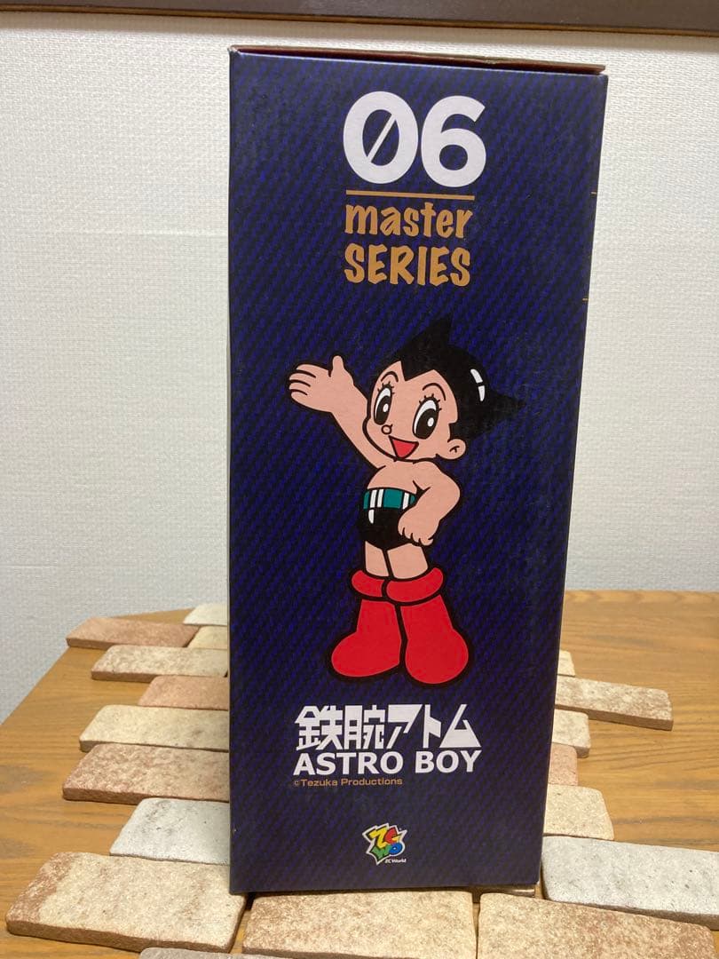 ZCW 鉄腕アトムフィギュア
