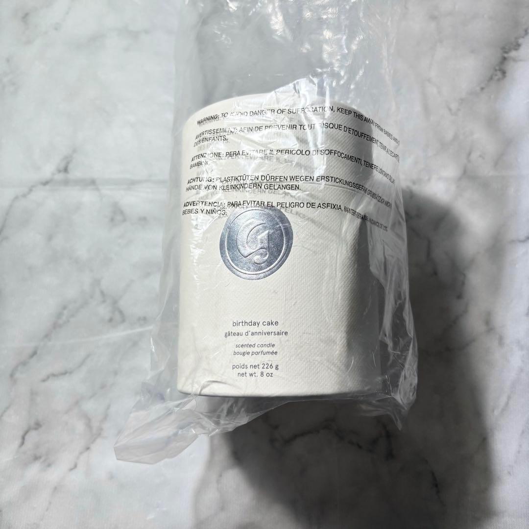 【海外限定】Glossier キャンドル　バースデーケーキ グロッシアー