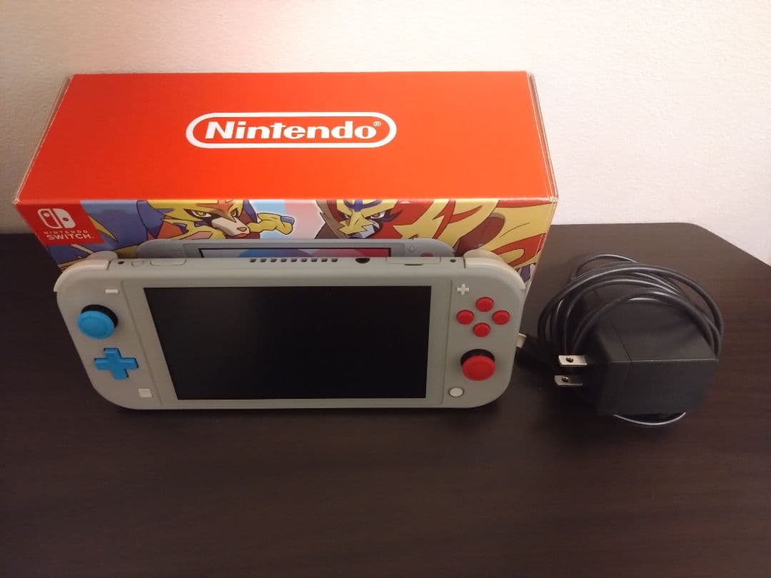 Nintendo Switch Lite グレー　ザシアンザマゼンタ