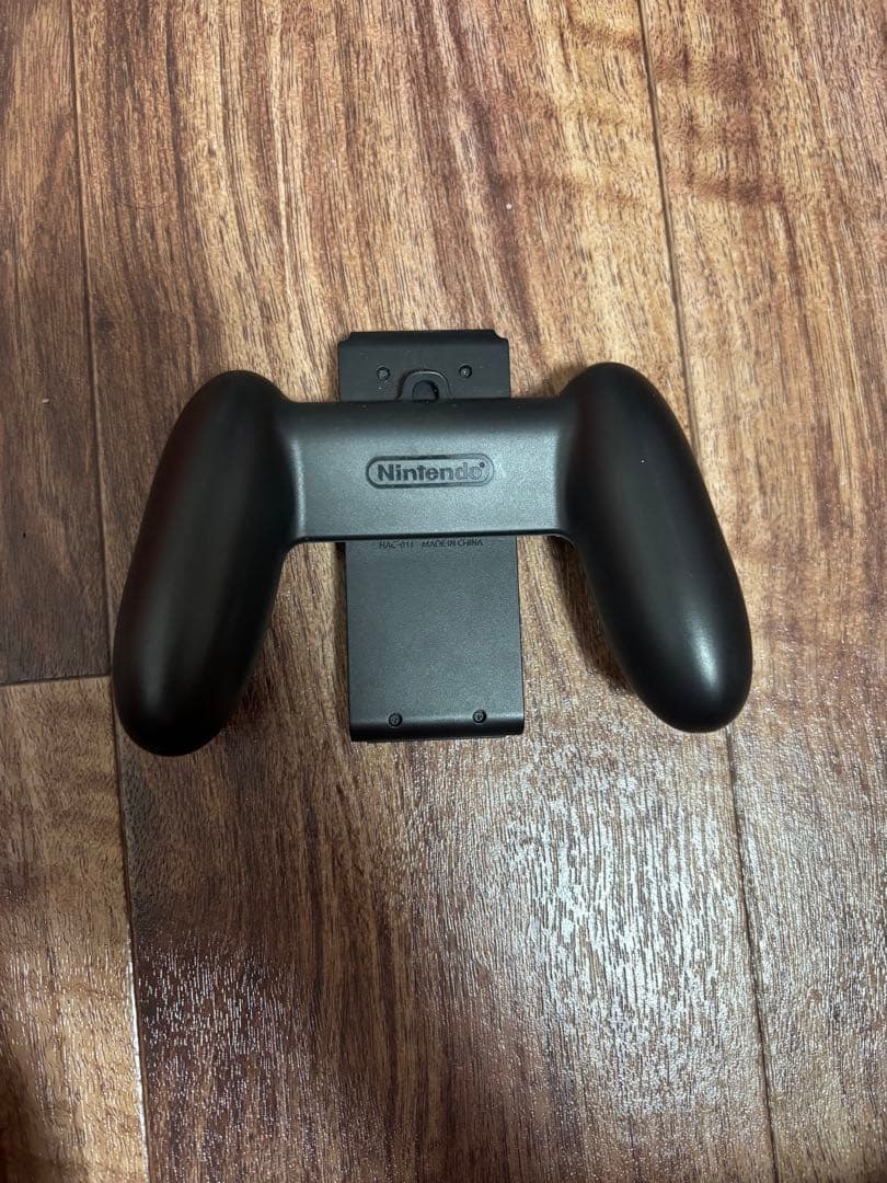 Nintendo Switch 本体　【美品】　カセット、コントローラー付き