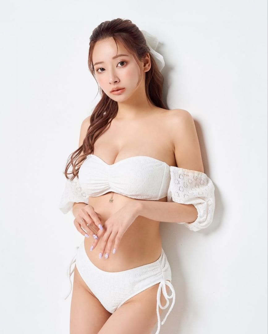 Darich ホワイトオフショルダーセパレート水着