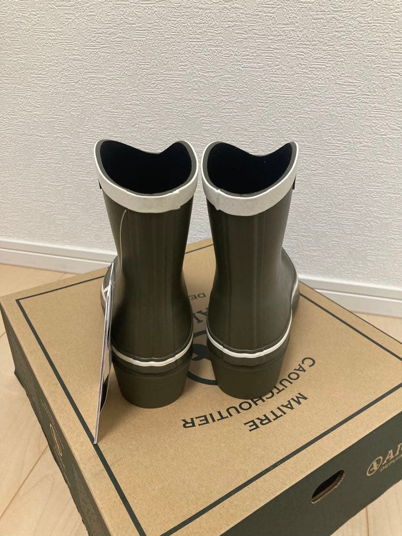 【新品】AIGLEエーグル天然/ラバーブーツ/レディース23cm【入手困難品】