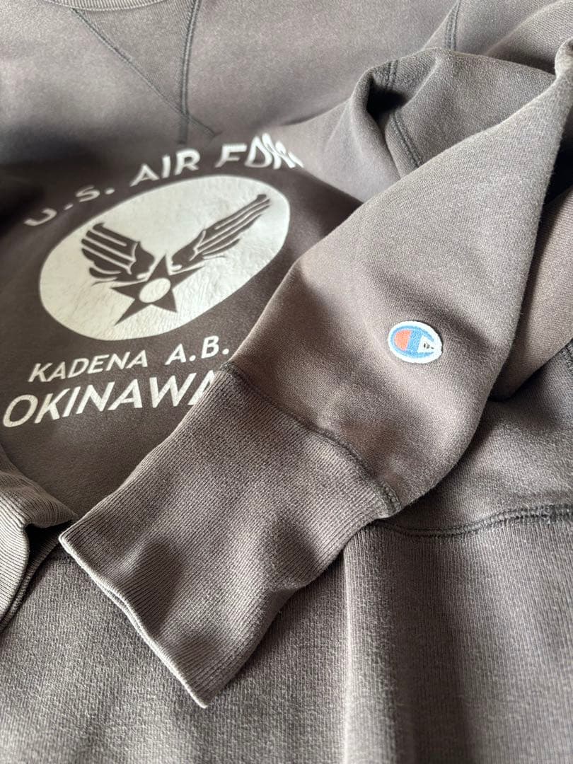 希少 チャンピオン ランタグ復刻 スウェット 嘉手納基地 USAF M 両V