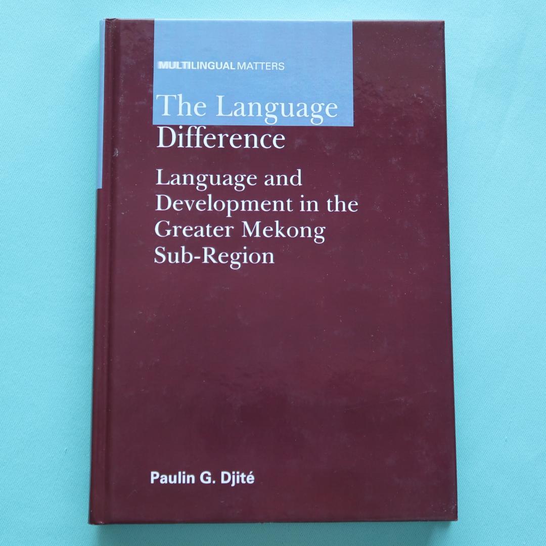 セール！ 洋書　The Language Difference　社会言語学
