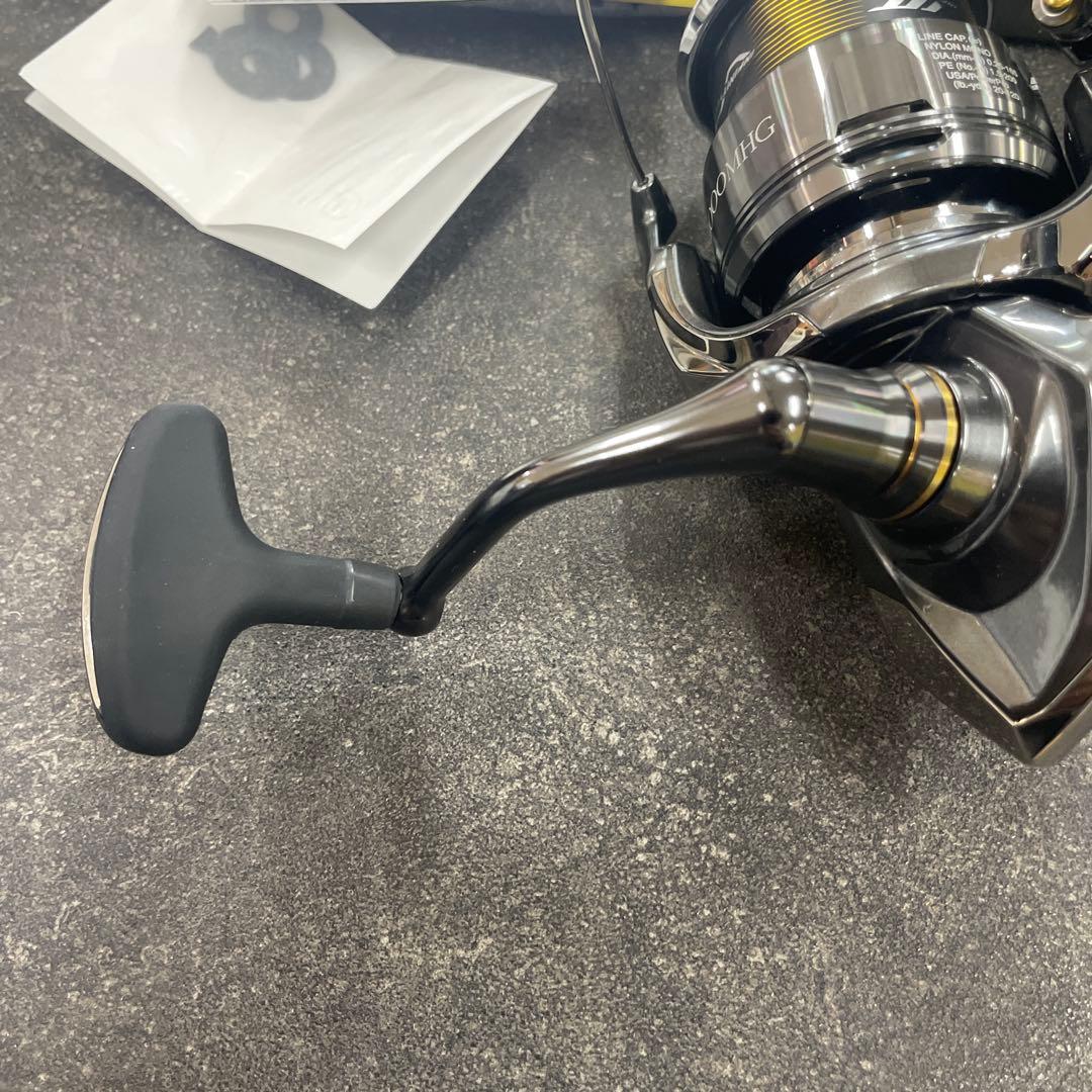 1回のみ使用シマノ 24ツインパワー 4000MHGスピニングリール