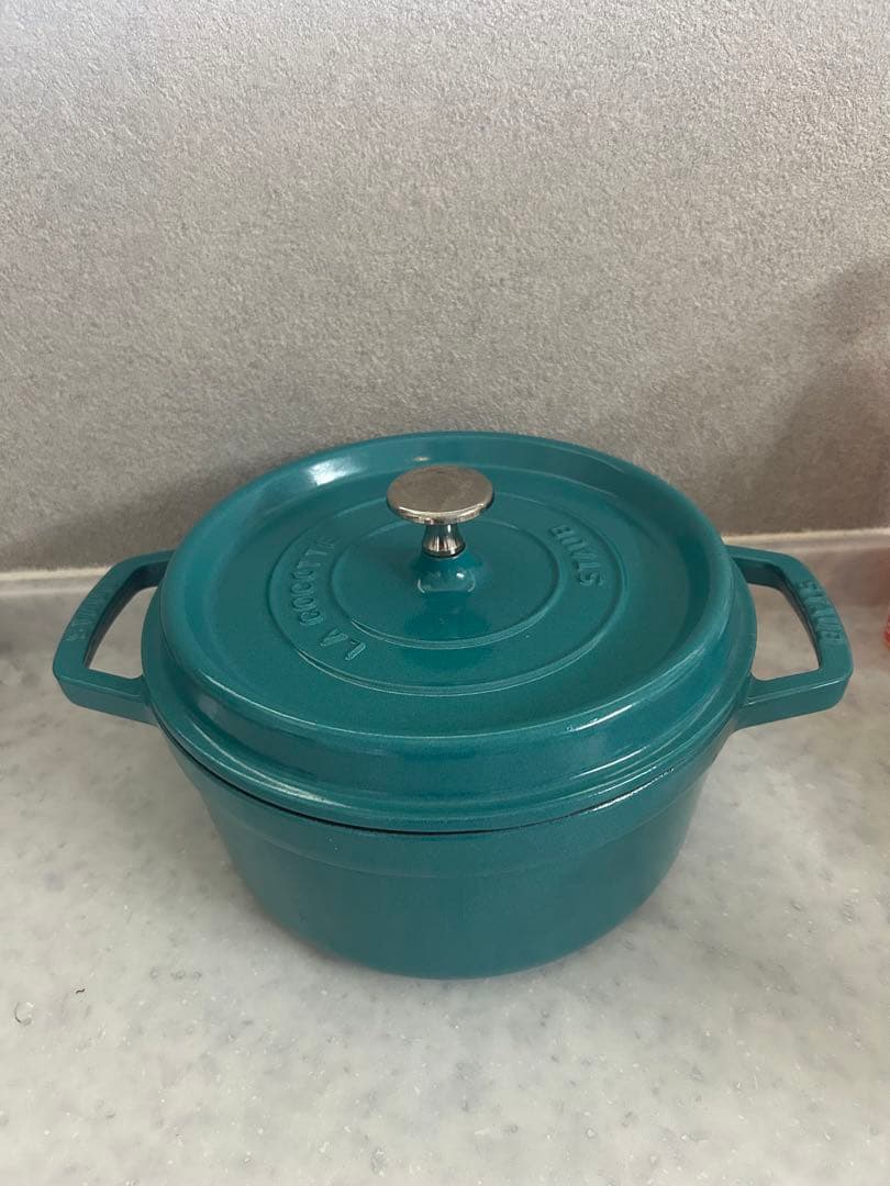 staub 22センチ　ミント