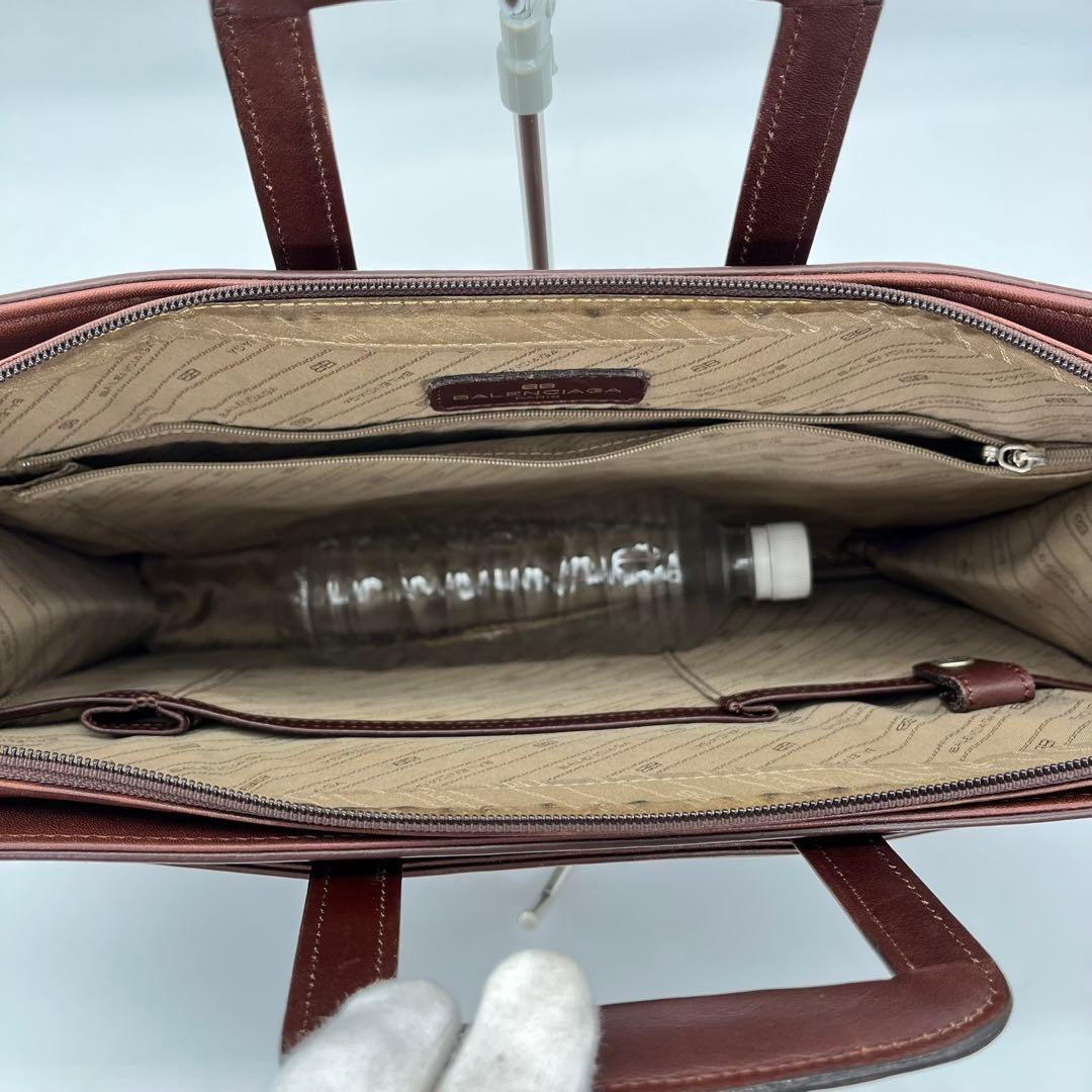 バレンシアガ ハンドバッグ ビジネスバッグ ロゴ型押し レザー 茶色 A4可能