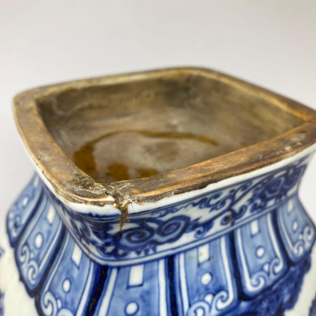 専用　中国美術　青花花瓶　高さ31㎝　タルチ　東さ7-0206①