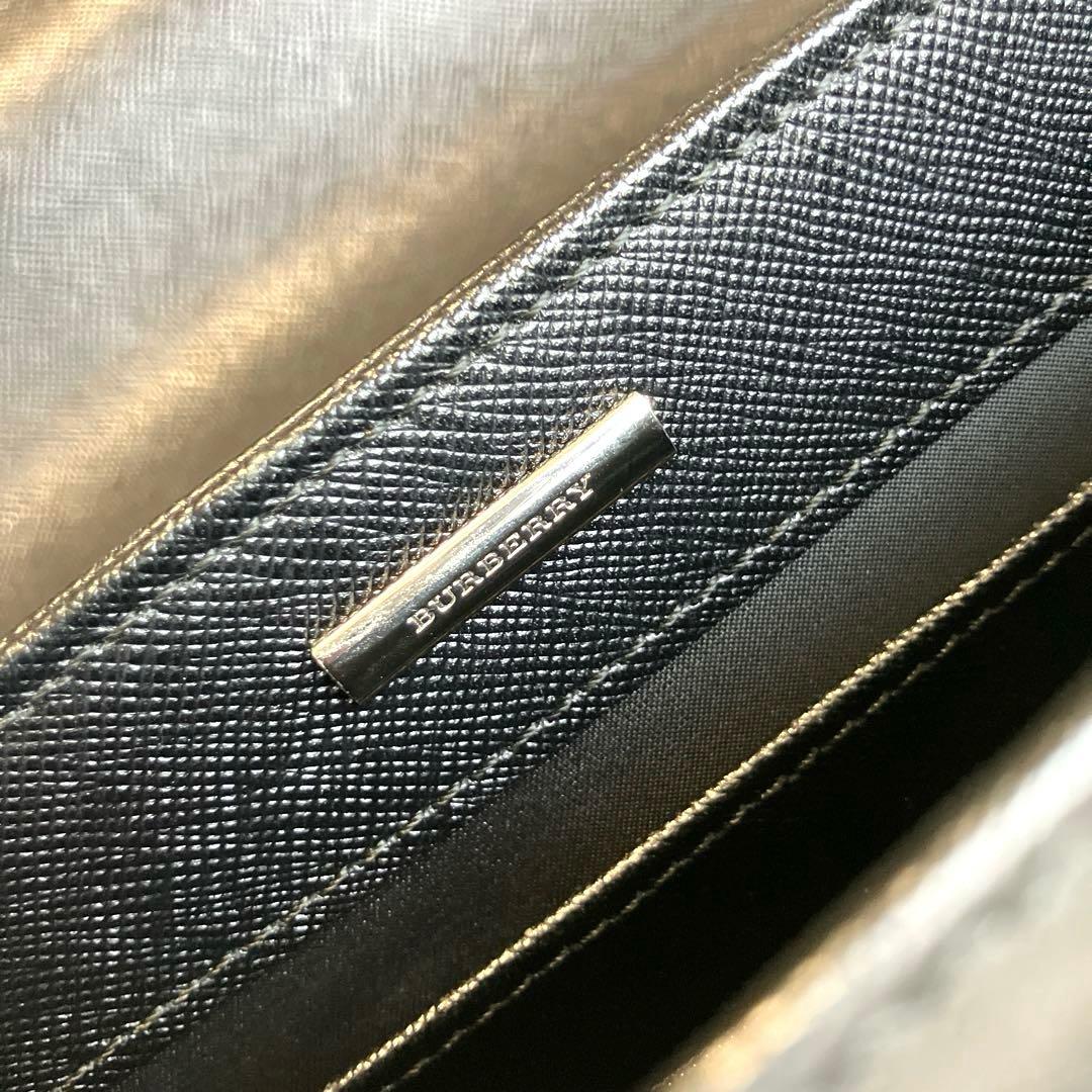 【美品】Burberry 高級ビジネスバッグ　ダレスバッグ　鍵付き