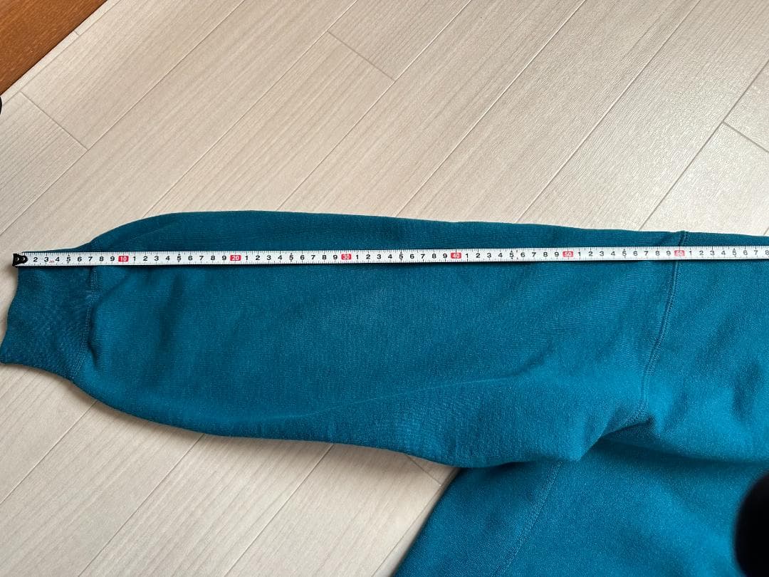 トップス Supreme Berlin Shop Small Box Crewneck L