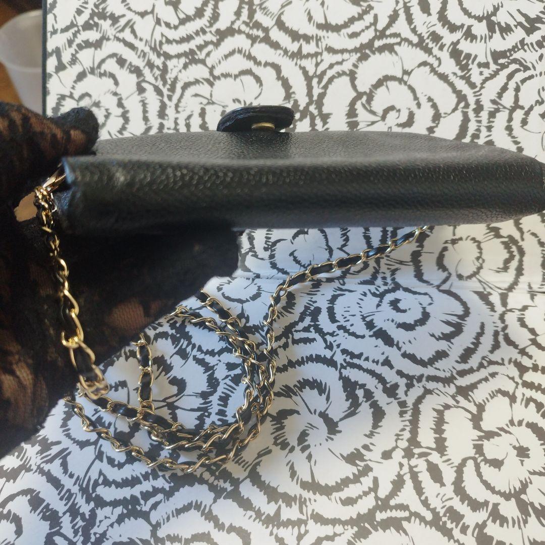 シャネル　がま口財布　キャビア