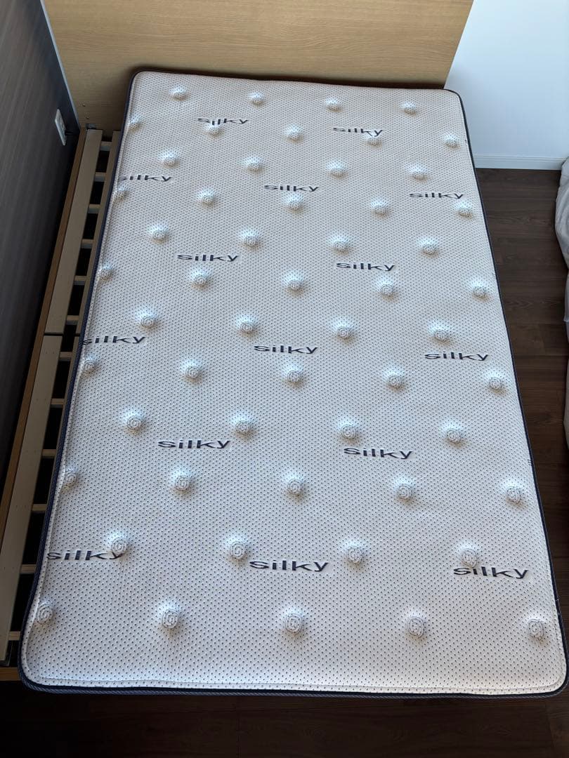 ニトリ Dual Pocket SilkyセミダブルマットレスDP-02 CR