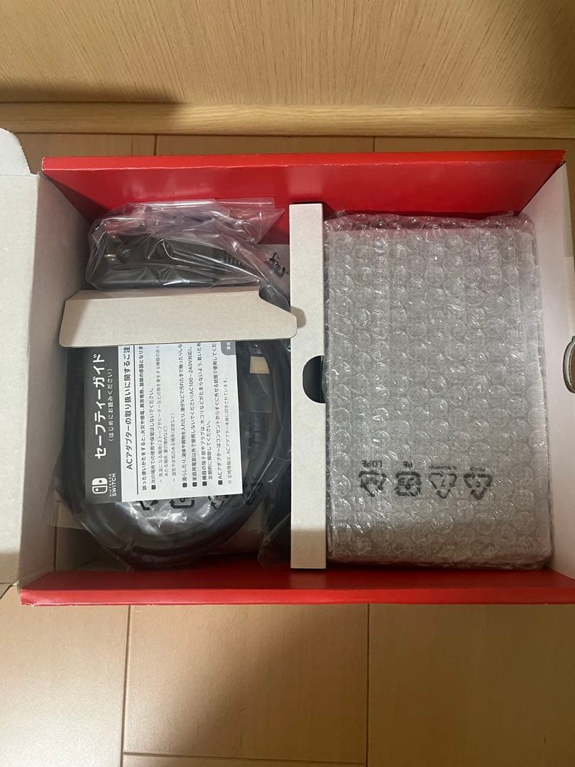 【新品未使用】Nintendo Switch 本体